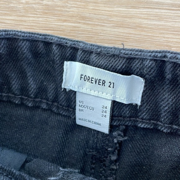 Bundle of Shorts - Picture 2 of 4